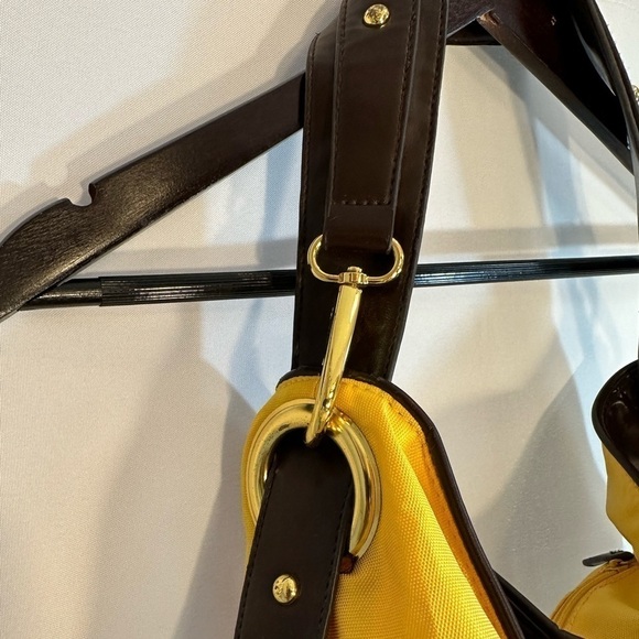 Kenneth Cole Reaction Womens Large Shoulder Hand Bag Hobo Leather Fabric Yellow - Picture 6 of 12